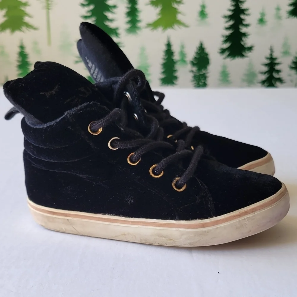 Girls Velvet Critter Zip-up Sneakers